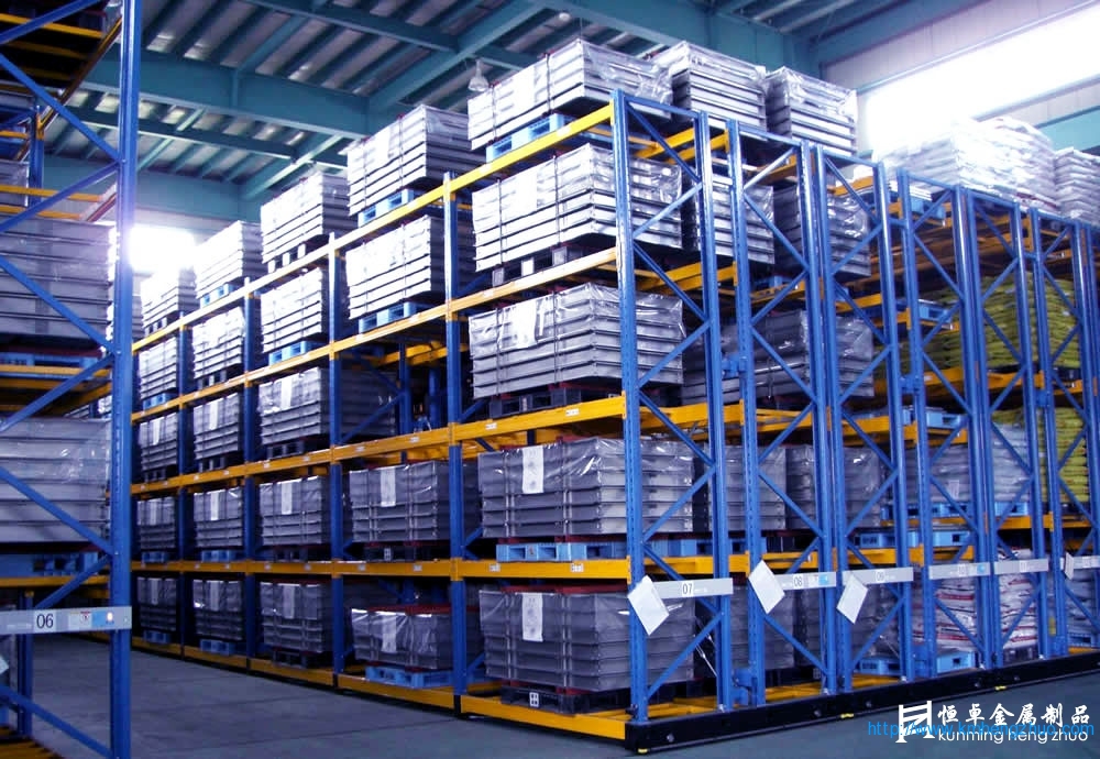 HZ-790型橫梁式貨架    重型高層倉庫貨架應用案例